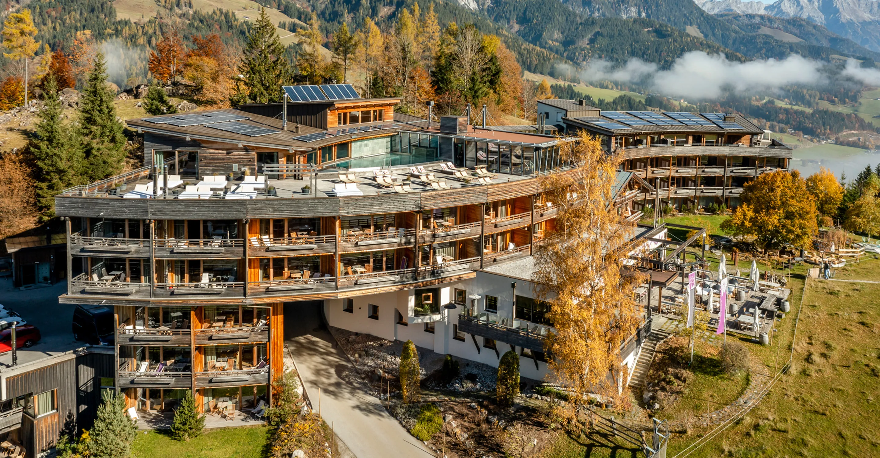 Holzhotel_Forsthofalm_Leogang